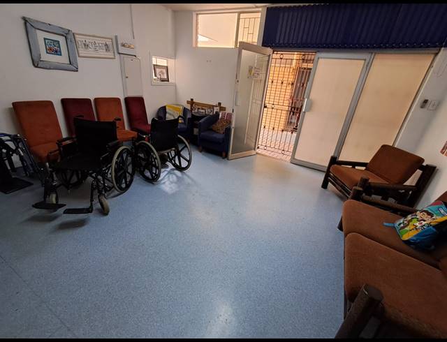 347M² MEDICAL SUITE FOR SALE IN VEREENIGING CENTRAL
